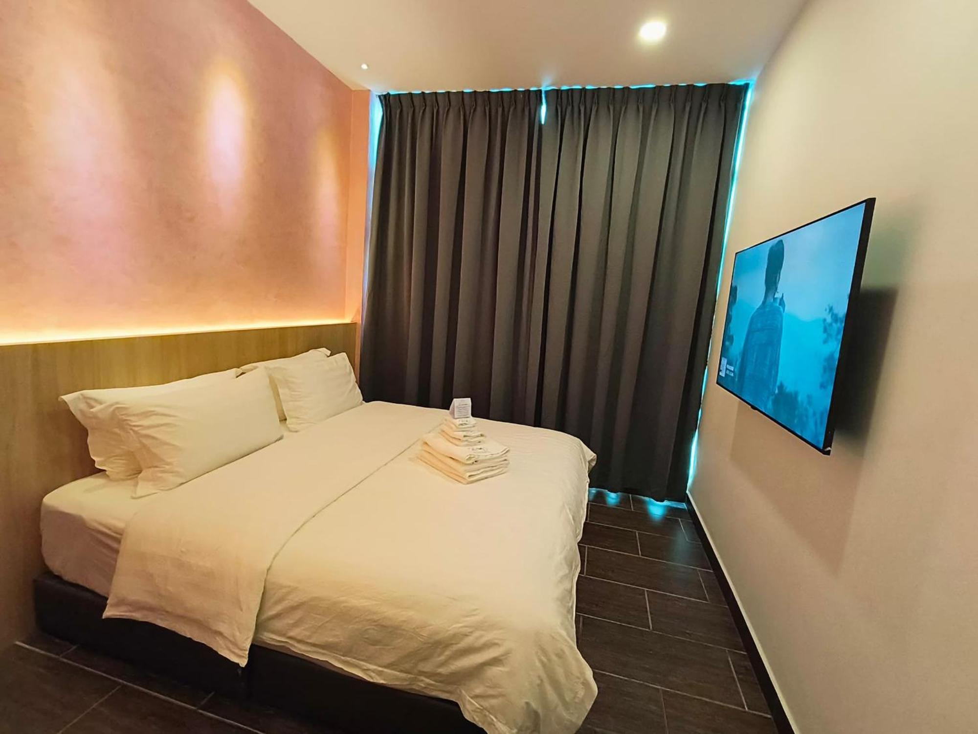 Red'S Hotel Bintulu Exterior photo